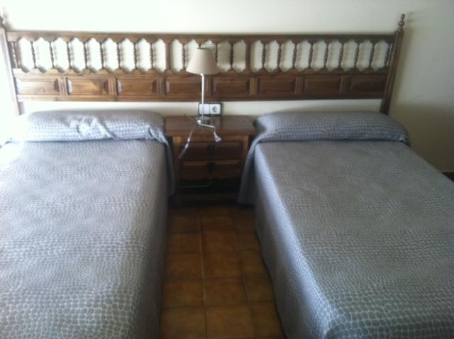 Hostal Mimosa Santander Chambre photo